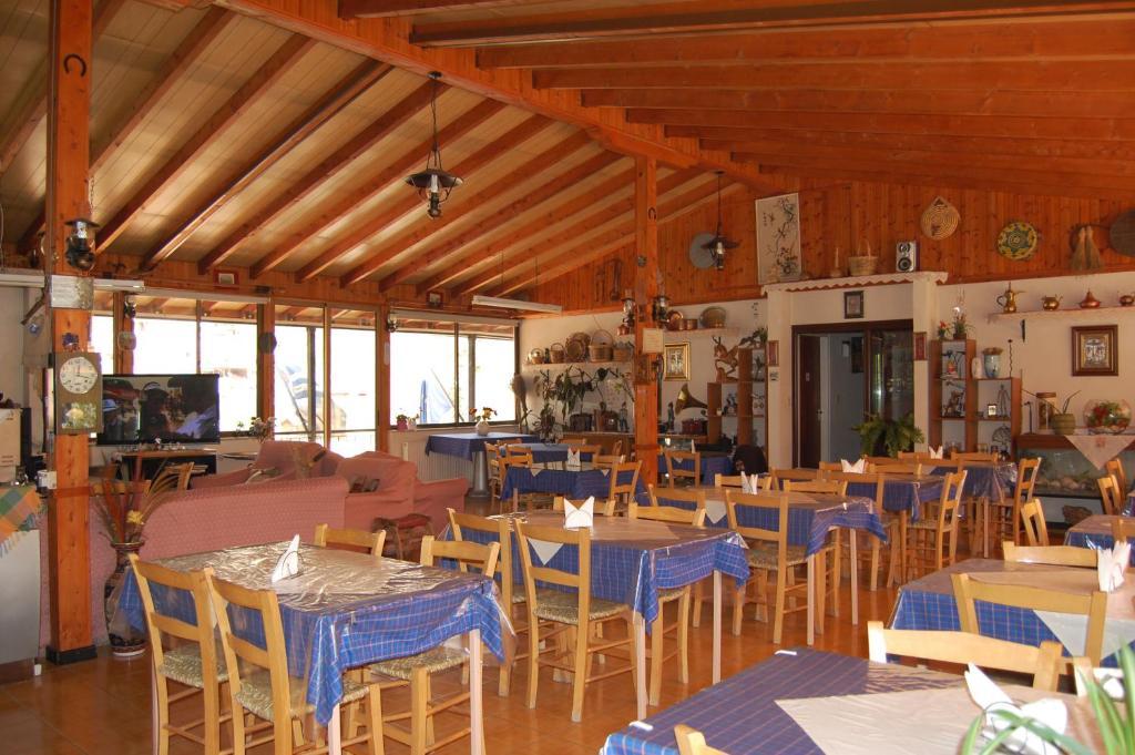 Hôtel Nightingale à Plátres Extérieur photo